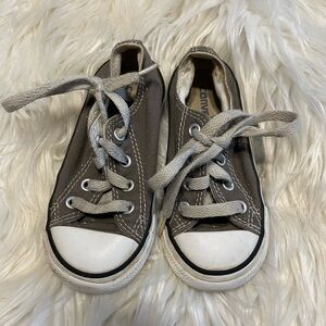 Converse low tops grey griege color toddler baby